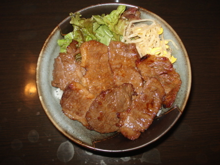 gyuya-sumibiyaki-gyukarubidon6.jpg