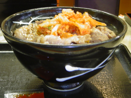 yoshinoya-gyukarubidon-kimuchi3.jpg